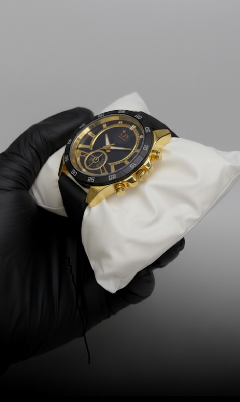 CD Quartz Wristwatch – Black & Metallic Design